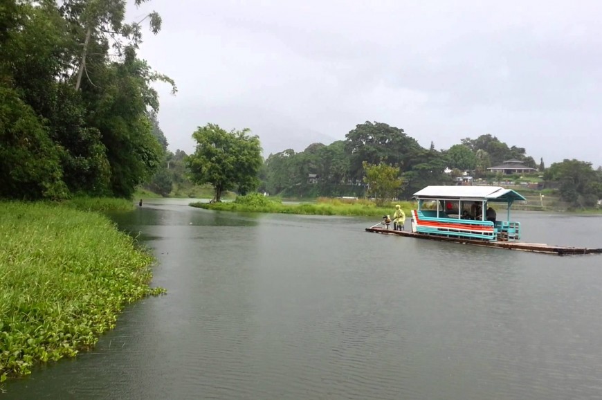 بحيرة الليدو بونشاك اندونيسيا بحيرة الليدو بونشاك اندونيسيا