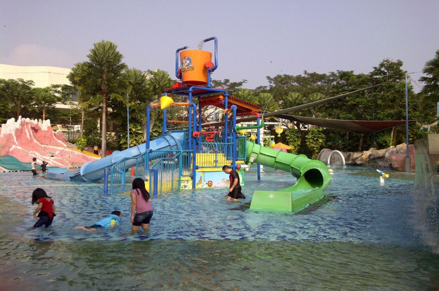 حديقة تامان ماتاهاري بونشاك اندونيسيا حديقة تامان ماتاهاري بونشاك اندونيسيا