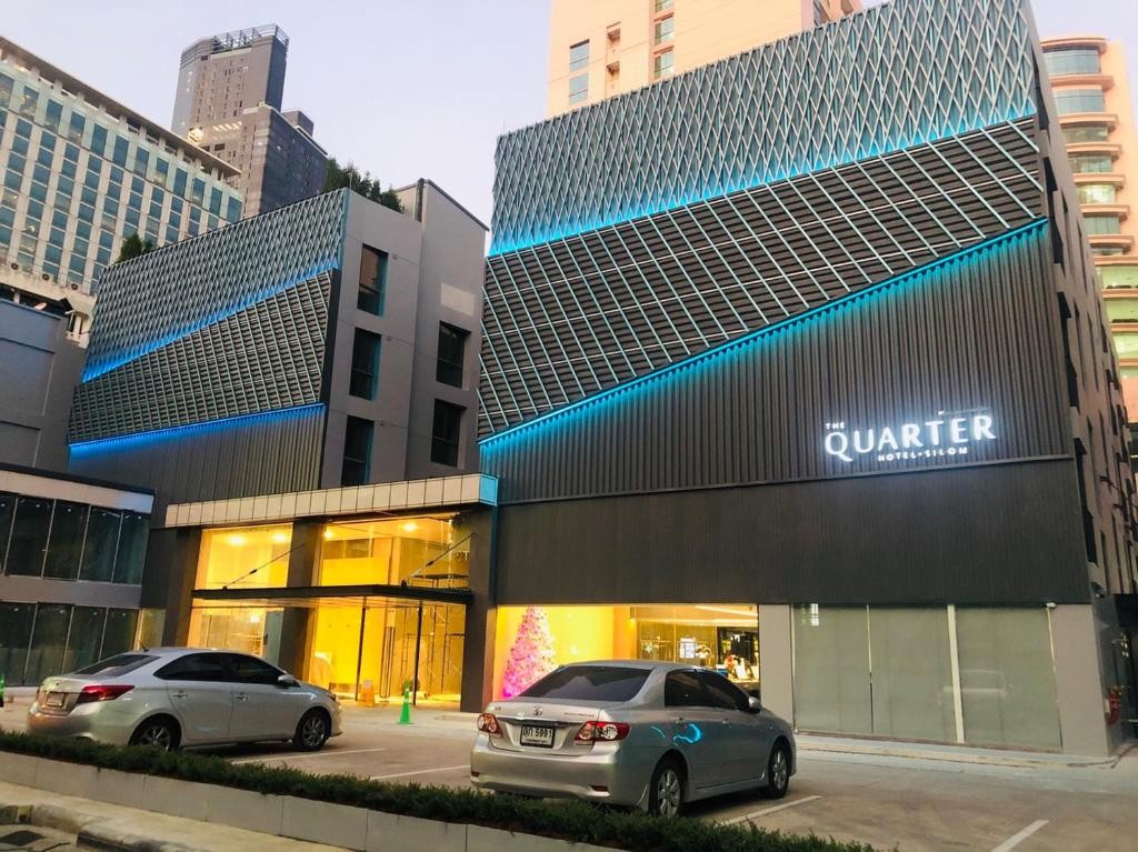 فندق ذا كوارتر سيلوم باي يو إتش جي  The Quarter Silom by UHG Hotel
