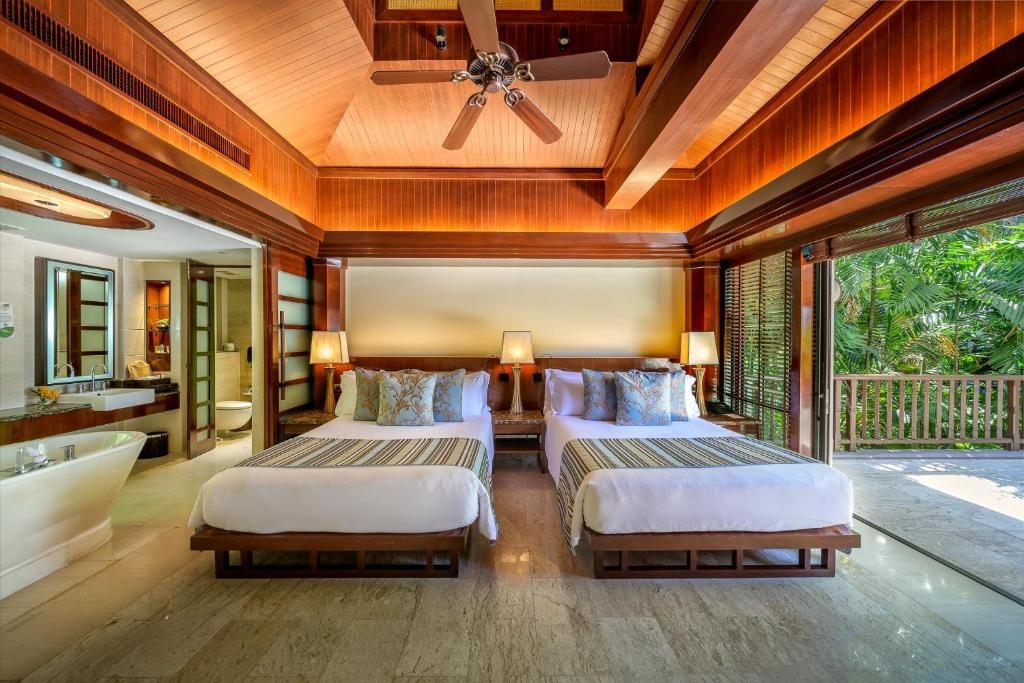 منتجع وفيلات سنتارا غراند بيتش كرابي  Centara Grand Beach Resort & Villas Krabi