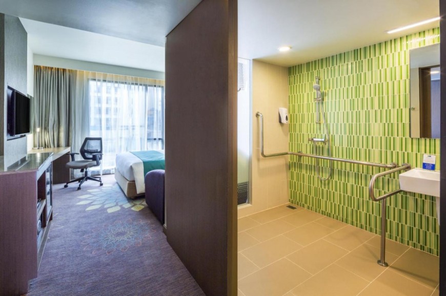 فندق هوليدي ان اكسبرس سوخومفيت بانكوك تايلاند  Holiday Inn Express Bangkok Sukhumvit 11