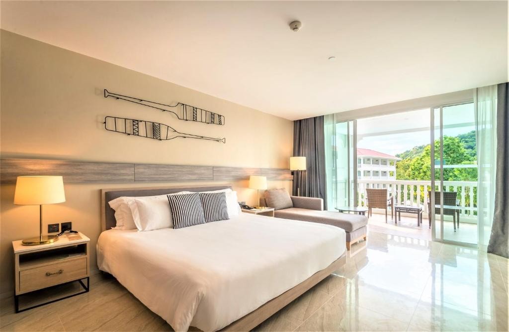  Centara Ao Nang Beach Resort & Spa Krabi