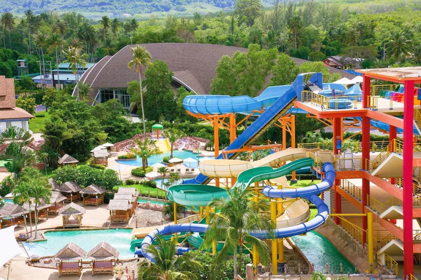 Splash Beach Resort, Maikhao Phuket