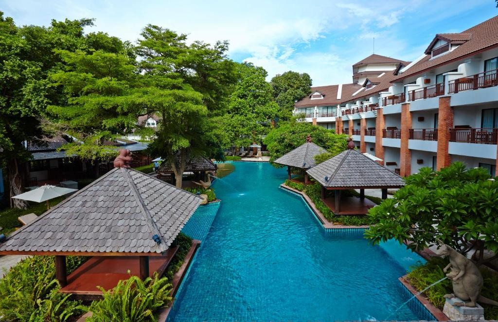 فندق ومنتجع وودلاندز بتايا  تايلاند Woodlands Hotel and Resort Pattaya Thailand