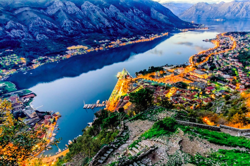 بحيرة بيراتان بالي اندونيسيا بحيرة بيراتان بالي اندونيسيا