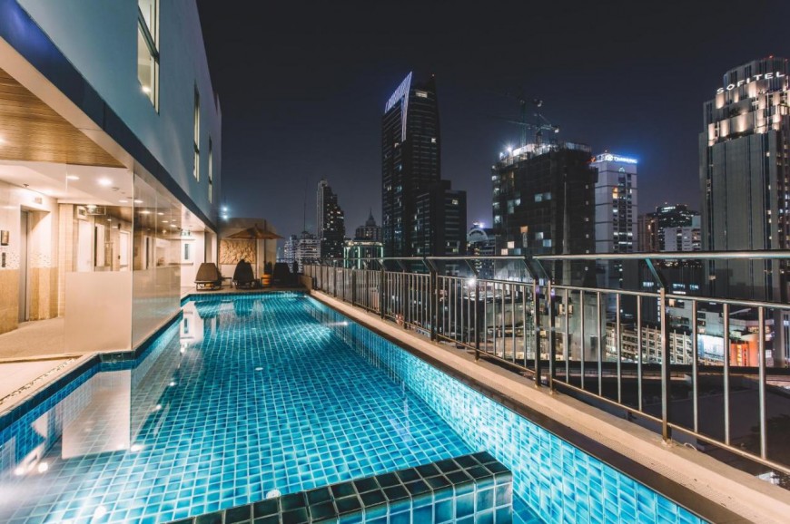 أجنحة أدلفي بانكوك تايلاند Adelphi Suites Bangkok Thailand