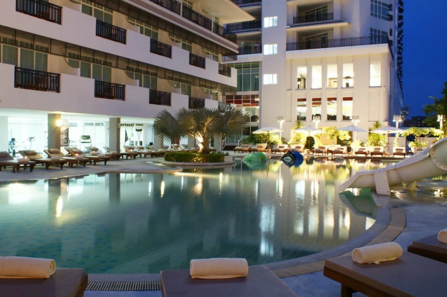 Pattaya Discovery Beach Hotel