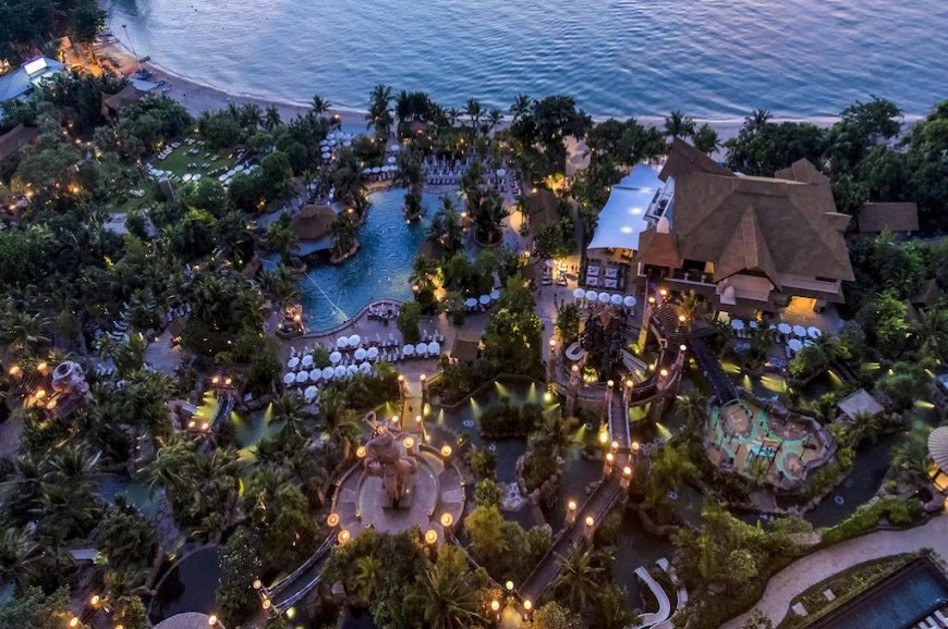 فندق ومنتجع سنتارا غراند ميراج بيتش باتايا تايلاند Centara Grand Mirage Beach Resort Pattaya Thailand