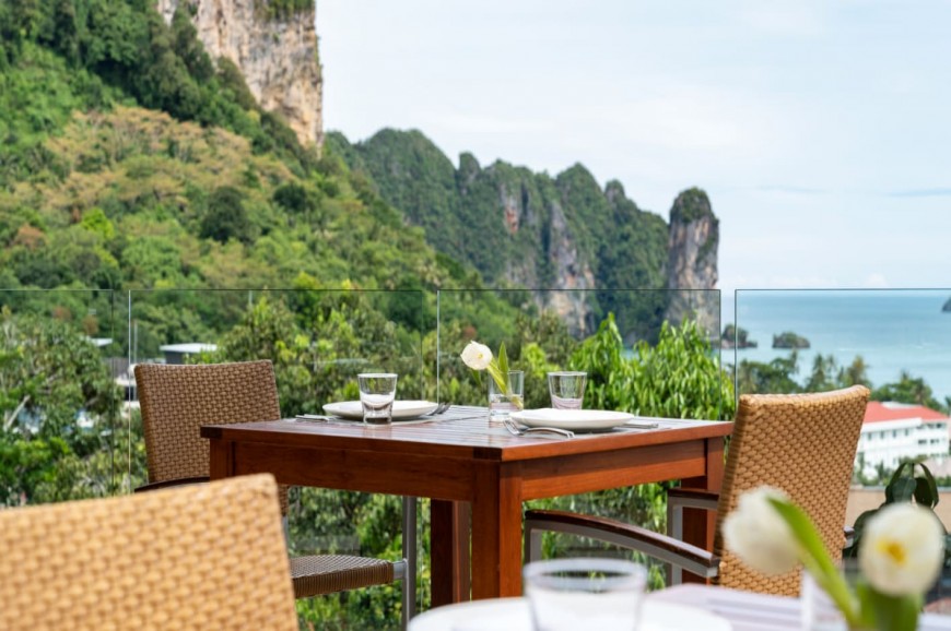 منتجع افاني او نانغ كليف كرابي ريزورت  Avani Ao Nang Cliff Krabi Resort