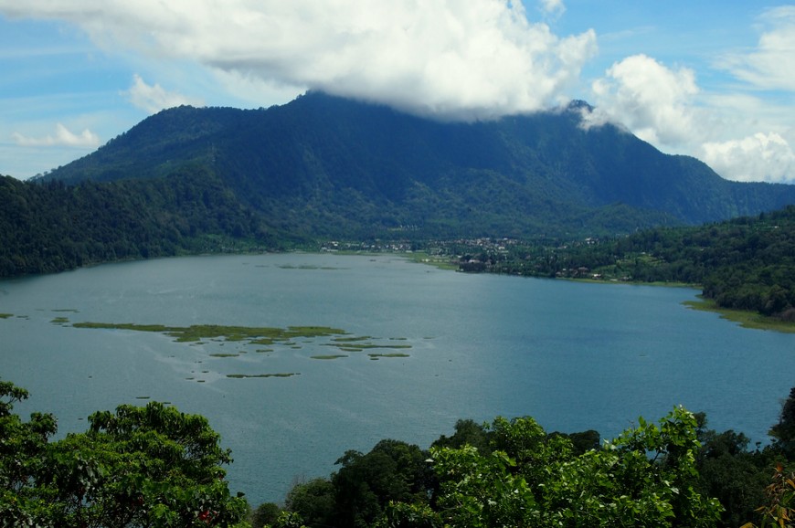 بحيرة بويان وتامبلنقان بالي اندونيسيا بحيرة بويان وتامبلنقان بالي اندونيسيا