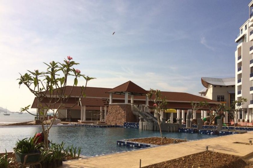 tourist - برامج ماليزيا الاقتصادية للعرسان والعائلات Gallery_dayang_bay_serviced_apartment&resort_1-58eb5ca62c83e