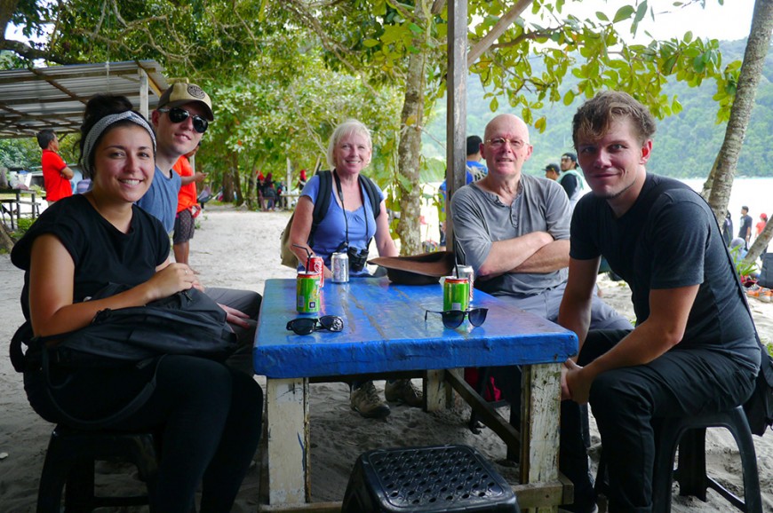 جزيرة القرود ورحلة الصيد والشوي في جزيرة بينانج بماليزيا