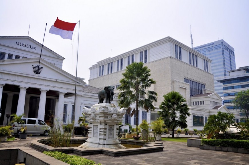 المتحف الوطنى جاكرتا اندونيسيا