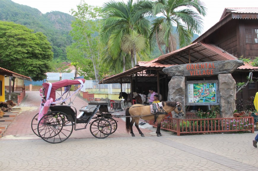 قرية الكتب الماليزية في لنكاوي بماليزيا قرية الكتب الماليزية في لنكاوي بماليزيا