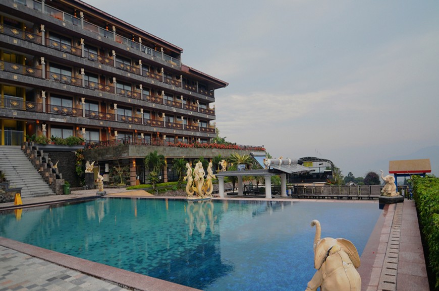 فندق سيروني 3 بونشاك اندونيسيا