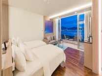 Grand Ocean Room