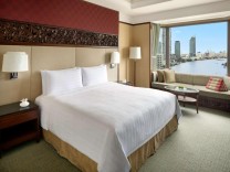 Deluxe River View