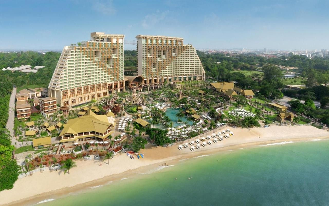 Centara Grand Mirage Beach Resort Pattaya Thailand