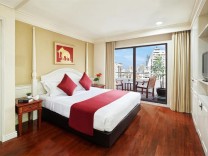 One-Bedroom Balcony Suite