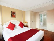 One Bedroom Balcony Suite Lake View