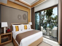 Club Two-Bedroom Suite Ocean View Balcony