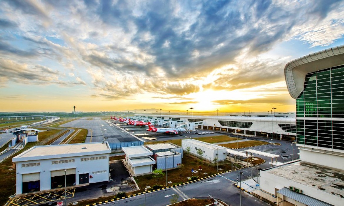 مطار Klia 2 اير أسيا مطار محلي في ماليزيا شواطئ للسياحة والسفر