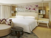 twoers room