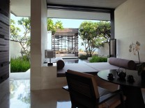 3 bedroom villa pool