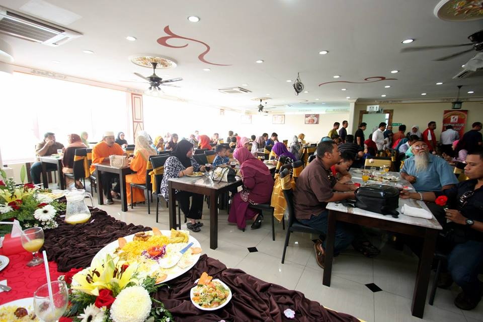 مطعم البيت العربي كاجانج سيلانجور ماليزيا مطعم البيت العربي كاجانج سيلانجور ماليزيا