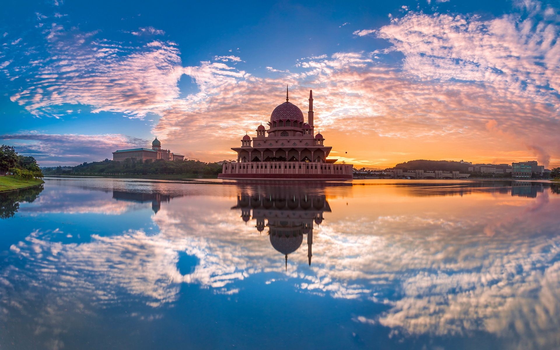 صور مدينة بوتراجايا كوالالمبور ماليزيا, افضل مدينة سياحية في ماليزيا, صور ماليزيا